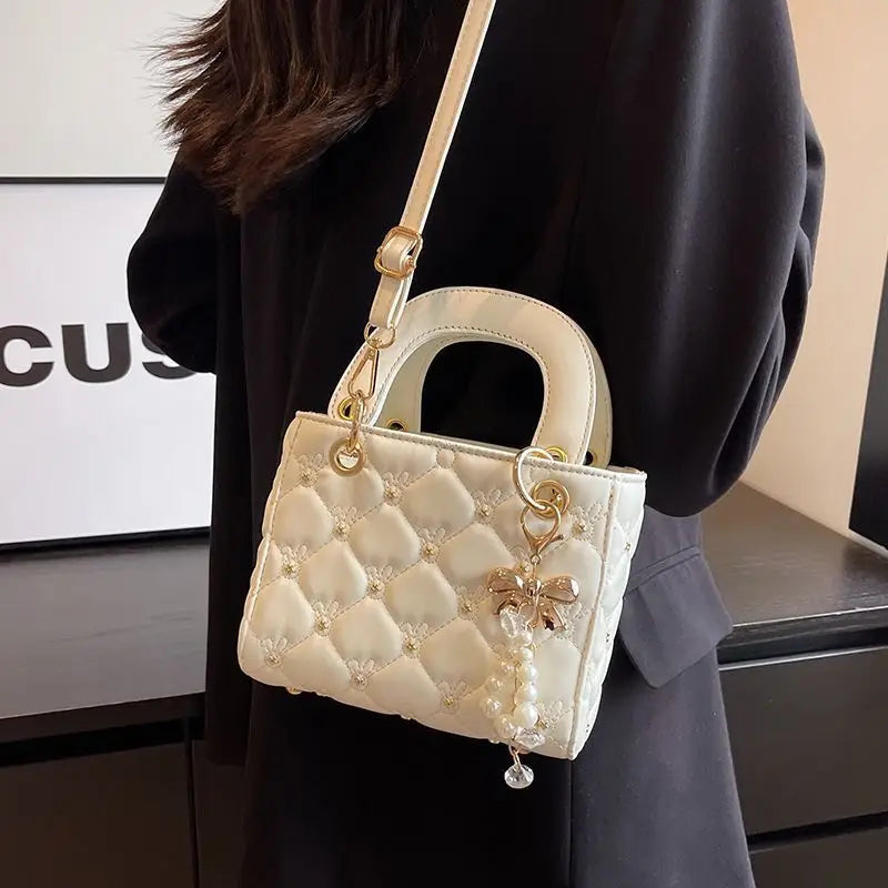 New Women's Crossbody Bag 2026 Trendy Design Summer Handbag Diamond Grid Princess Bag Korean Style Medium Square Bag
