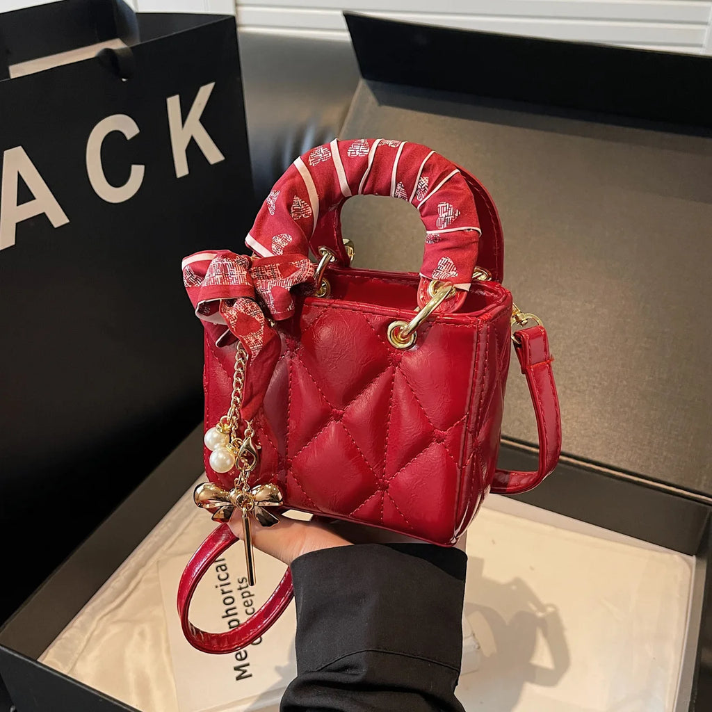 Elegant Women's Crossbody Bag Fashionable Diamond Pattern Single Room Handbag Versatile Party Bag Stylish Mini Square Bag