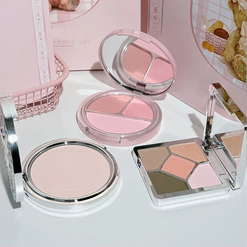 Bear Family Makeup Gift Box Lip Color powder blusher eye shadow powder Holiday Gift Makeup Set