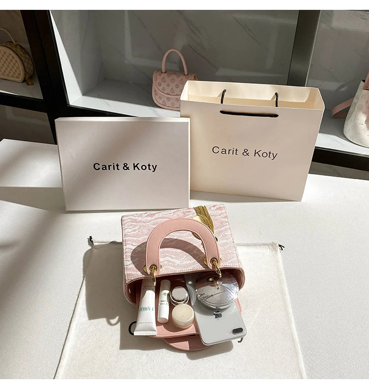 Sweet and Elegant Handheld Square Bag with Cute Pendant and Contrast Color 2025 Winter New in Handbags and Luxury Shoulder Bag