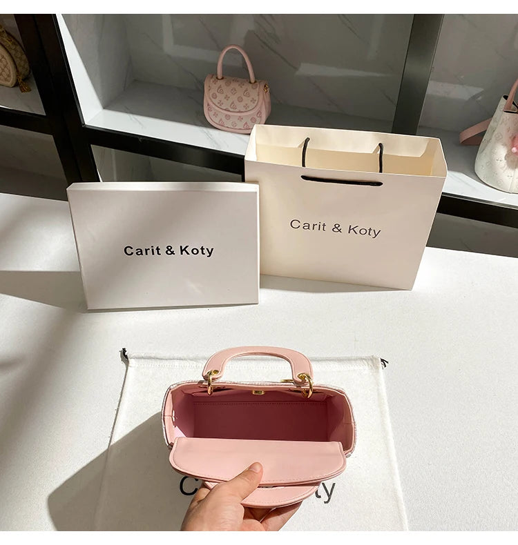 Sweet and Elegant Handheld Square Bag with Cute Pendant and Contrast Color 2025 Winter New in Handbags and Luxury Shoulder Bag