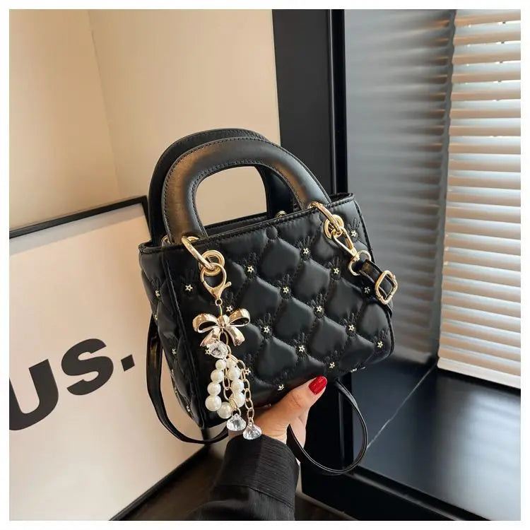 New Women's Crossbody Bag 2026 Trendy Design Summer Handbag Diamond Grid Princess Bag Korean Style Medium Square Bag