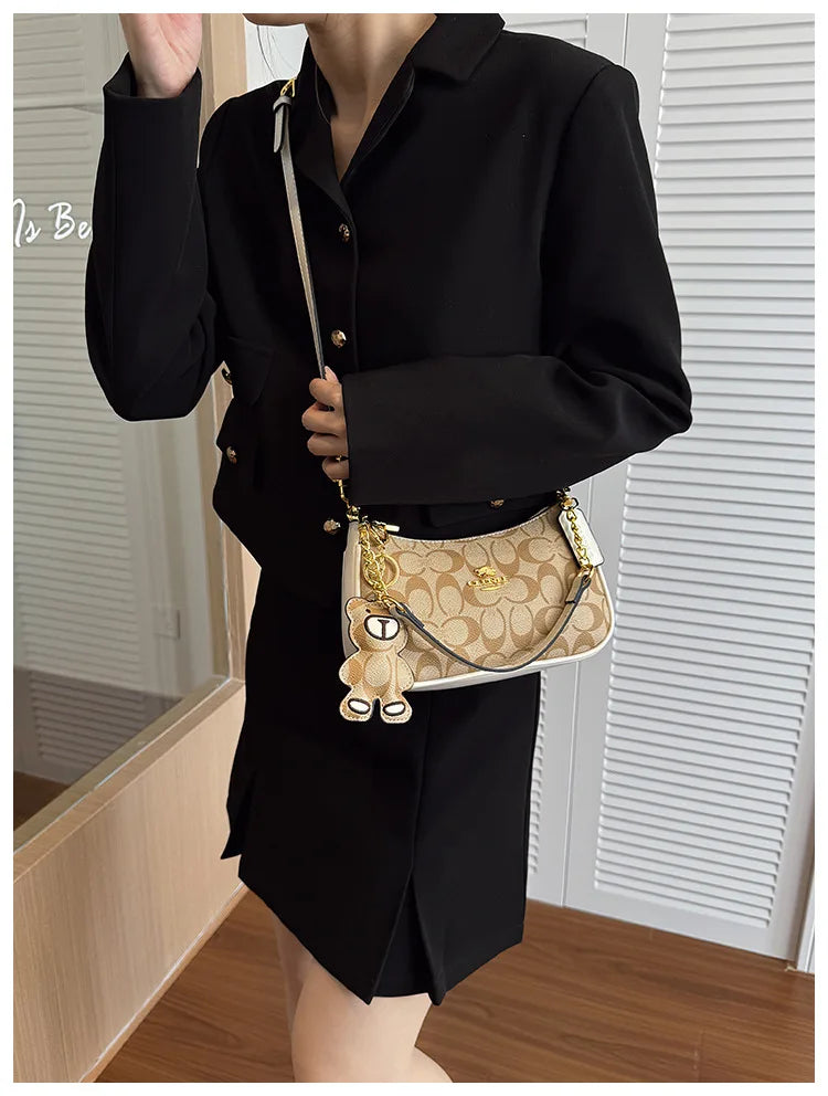 High-end style handbag for women, 2025 new model, unique and fashionable, trendy, retro, simple and elegant small square bag, cr